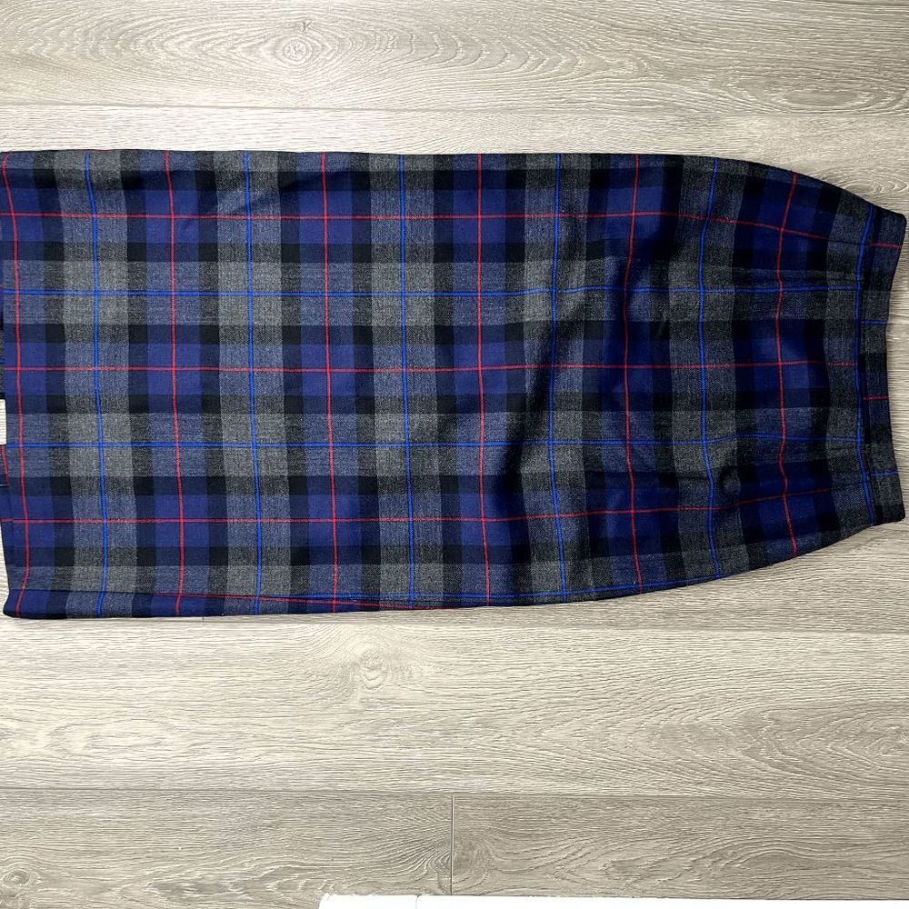 Vintage Talbots Gray Red Blue Plaid Classic 100% Wool Midi Skirt Dark Academia S